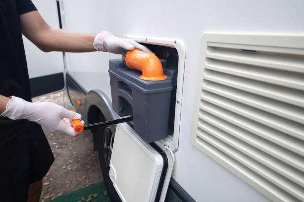 Best Porta potty rental near me  in Dixmoor, IL
